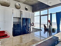 An Oceanfront Experience