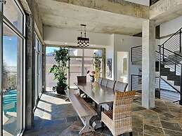 An Oceanfront Experience