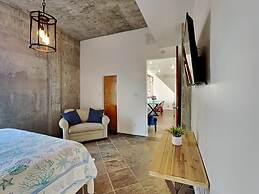 An Oceanfront Experience