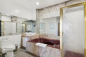 An Oceanfront Experience