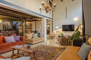 ibex unique Desert Inn