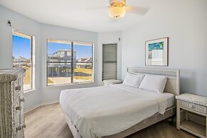 Pirates' Beach Retreat