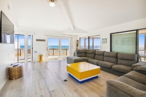 Pirates' Beach Retreat