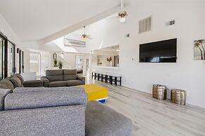 Pirates' Beach Retreat