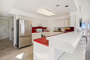 Pirates' Beach Retreat