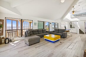 Pirates' Beach Retreat