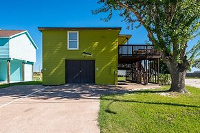 Salty Air Retreat - Side A