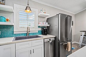 Sangria Sunset - Little Bay Club Cottage #16