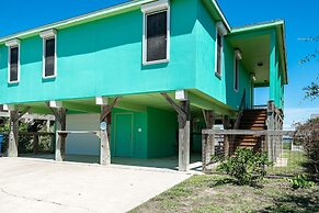 Salt Life Bay Getaway