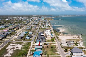 Salt Life Bay Getaway