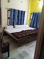 Goroomgo Uma Ganga Guest House Varanasi