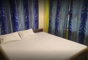 Goroomgo Uma Ganga Guest House Varanasi