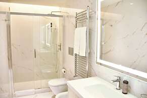 Martina Suites