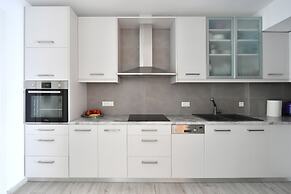 Parikia's Seaside House