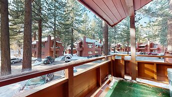 Winterset #3 3 Bedroom Condo by RedAwning