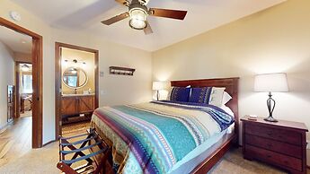 Winterset #3 3 Bedroom Condo by RedAwning