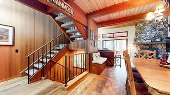 Winterset #3 3 Bedroom Condo by RedAwning