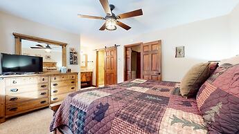 Winterset #3 3 Bedroom Condo by RedAwning