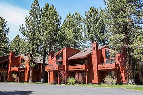 Winterset #3 3 Bedroom Condo by RedAwning