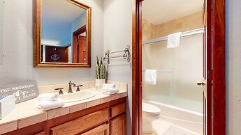 Woodlands #11 3 Bedroom Condo by RedAwning