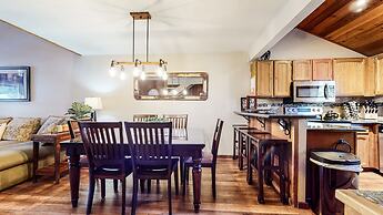 Woodlands #11 3 Bedroom Condo by RedAwning