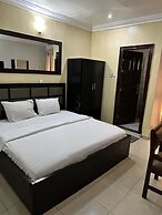 Msquare Whitehouse Hotel