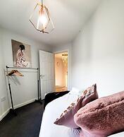 Birmingham Airport Luxury3brhome