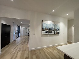 The White House TCI Guest House