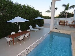 The White House TCI Guest House