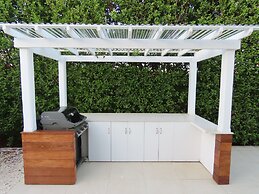 The White House TCI Guest House