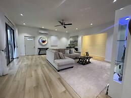 The White House TCI Guest House