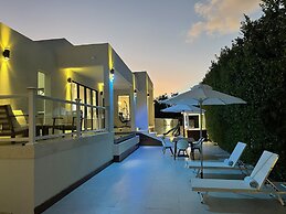 The White House TCI Guest House