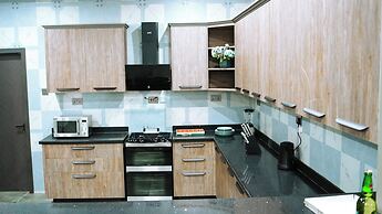 Immaculate 3-bed Apartment in Accra