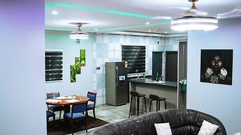 Immaculate 3-bed Apartment in Accra