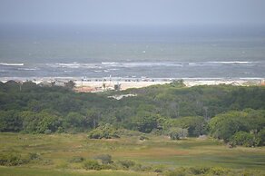 Casa em condomínio com Sauna e Piscina