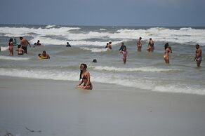 Casa em condomínio com Sauna e Piscina