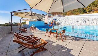 Geoje Daesan Oceanview Spa Pension