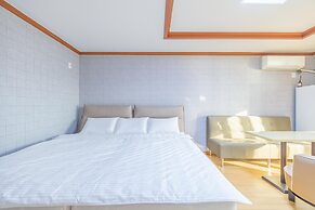 Geoje Daesan Oceanview Spa Pension