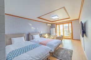 Geoje Daesan Oceanview Spa Pension