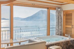 Geoje Daesan Oceanview Spa Pension