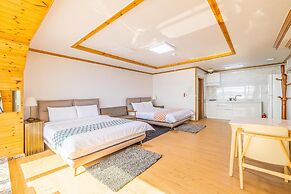 Geoje Daesan Oceanview Spa Pension