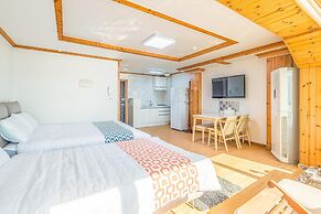 Geoje Daesan Oceanview Spa Pension