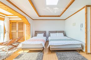 Geoje Daesan Oceanview Spa Pension