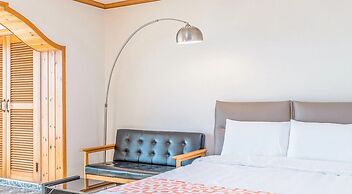 Geoje Daesan Oceanview Spa Pension