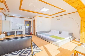 Geoje Daesan Oceanview Spa Pension