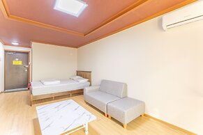 Geoje Daesan Oceanview Spa Pension