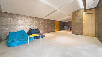 Chuncheon Poolhouse Epop