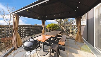 Chuncheon Poolhouse Epop