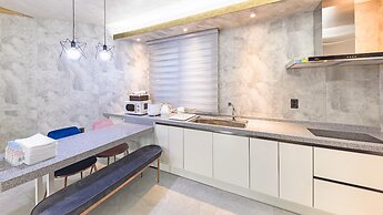 Chuncheon Poolhouse Epop