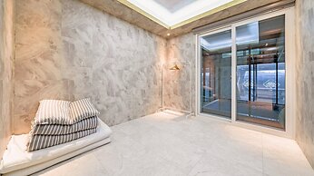 Chuncheon Poolhouse Epop